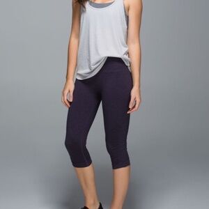 Lululemon In The Flow Crop II Heathered Black Grape - Sz 6